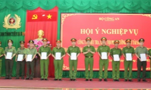 Nhận diện rõ, đấu tranh toàn diện tội phạm cưỡng đoạt tài sản núp bóng doanh nghiệp, công ty luật