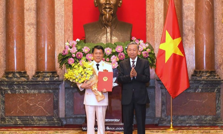 Chủ tịch nước trao Quyết định bổ nhiệm đồng chí Thượng tướng Lương Tam Quang giữ chức vụ Bộ trưởng Bộ Công an