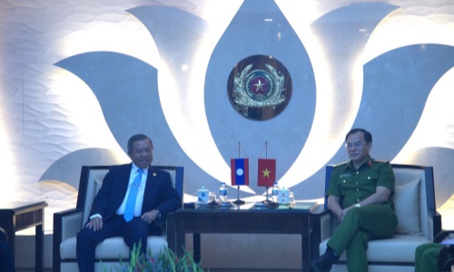 Đoàn đại biểu Bộ Công nghệ và Truyền thông Lào thăm và làm việc tại Trung tâm Dữ liệu quốc gia về dân cư Cục Cảnh sát Quản lý hành chính về trật tự xã hội, Bộ Công an.