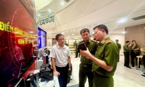 Hội nghị trực tuyến toàn quốc chuyển đổi số lần thứ 4 trong lực lượng Công an nhân dân