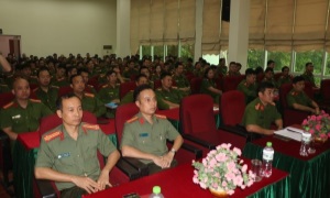 Lễ bế giảng lớp tập huấn nghiệp vụ công tác Cảnh sát khu vực (CSKV) cho lãnh đạo, chỉ huy lực lượng Cảnh sát QLHC về TTXH tại Công an thành phố Hải Phòng