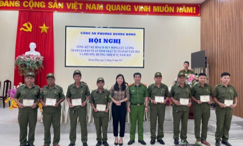 Công an phường Dương Đông, thành phố Phú Quốc, Kiên Giang tổ chức  Hội nghị tổng kết Kế hoạch huy động Lực lượng tham gia bảo vệ an ninh trật tự ở cơ sở năm 2024 và triển khai phương hướng nhiệm vụ năm 2025