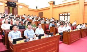 Chương trình bồi dưỡng kiến thức về ứng dụng Trí tuệ nhân tạo trong chỉ đạo, điều hành của lãnh đạo UBND tỉnh Hưng Yên