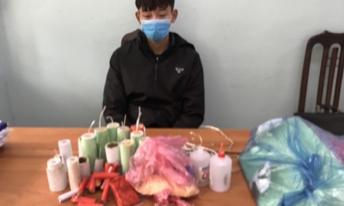 Chế tạo pháo trái phép ở lứa tuổi thanh thiếu niên