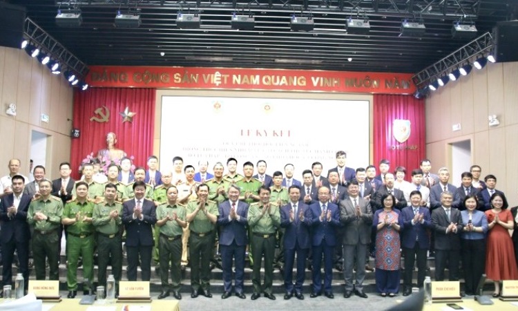 Cải cách thủ tục hành chính phải đổi mới thực chất, toàn diện, gắn với chuyển đổi số