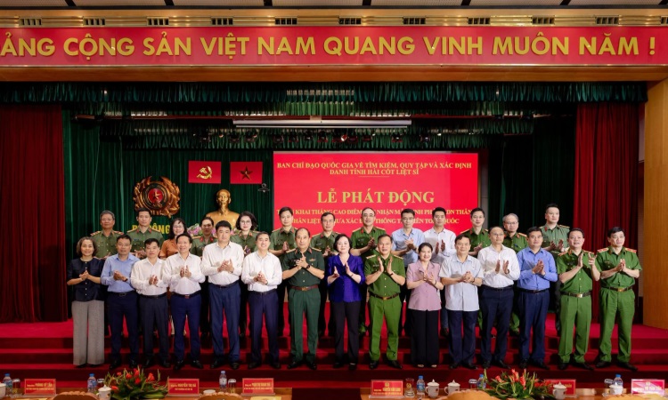 PHÁT ĐỘNG CAO ĐIỂM THU NHẬN MẪU SINH PHẨM ADN THÂN NHÂN LIỆT SĨ TRÊN TOÀN QUỐC