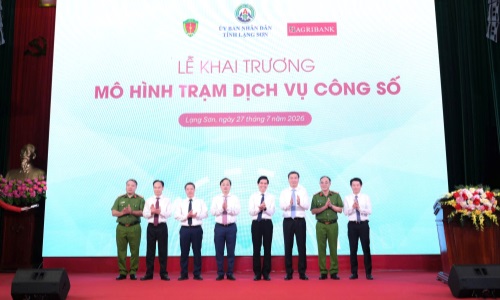 Cục Cảnh sát Quản lý hành chính về trật tự xã hội tiếp tục mở rộng Hệ sinh thái Kiosk đa tiện ích, triển khai 10 Trạm Dịch vụ công số tại Lạng Sơn
